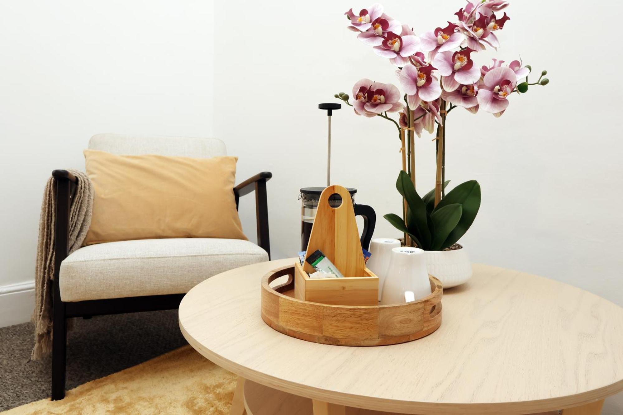 Cardiff City Guesthouse, Central Rooms, Fast Wi-Fi, On-Street Parking カーディフ エクステリア 写真